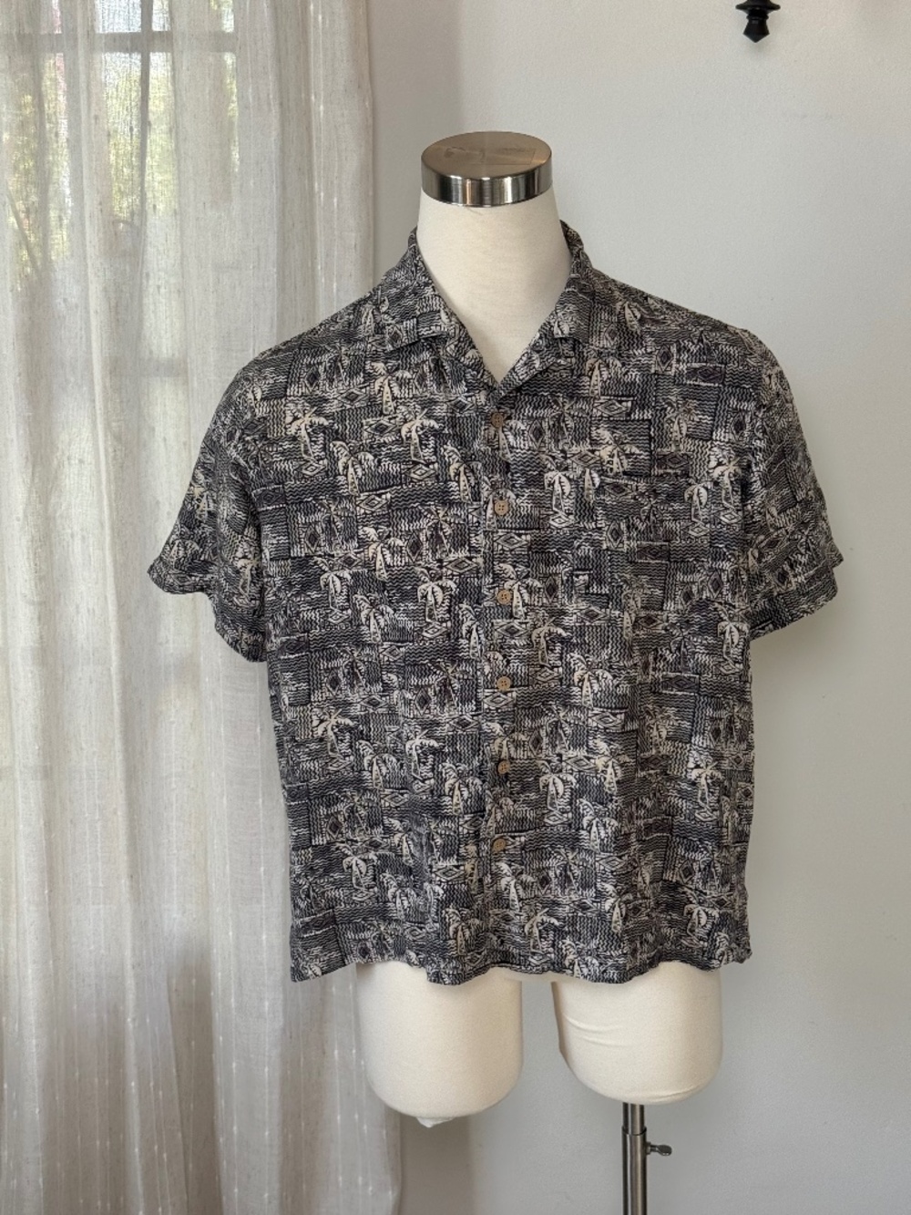 Vintage Batik Bay Resort Shirt Silk Rayon Hawaiian Geometric Palm Print Large